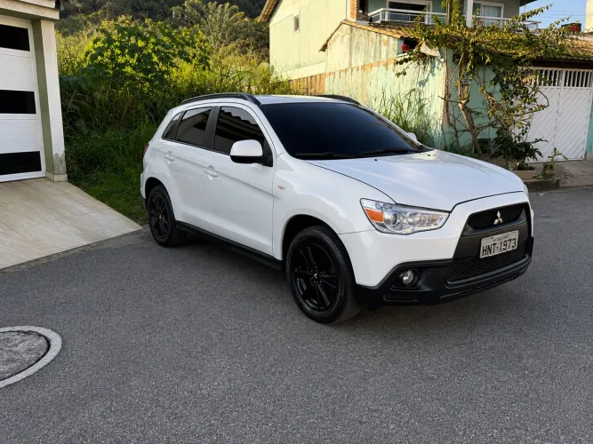 Mitsubishi ASX 2.0 16V 160cv Aut. 2011