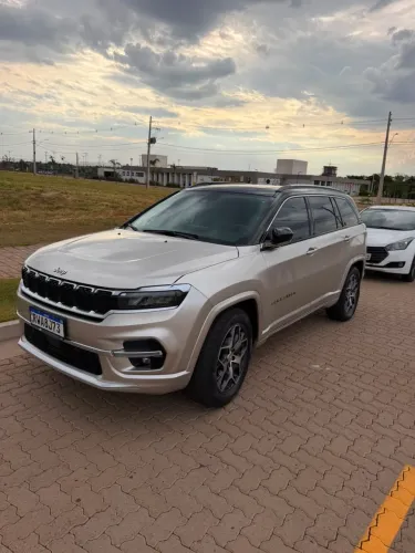 Jeep Commander Overland T270 1.3 TB Flex AUT 2022