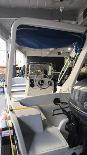 Vendo lancha modelo meu Hunter 5,30 mt