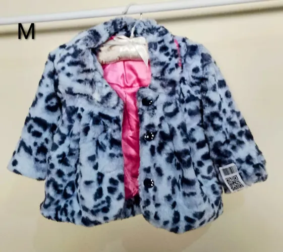 Casaco infantil de pelúcia com estampa em tons de cinza e azul - 1ANO