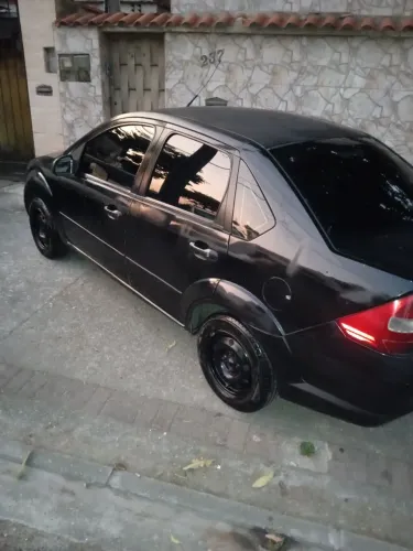 Ford Fiesta Sed. 1.6 8V Flex 4P 2005