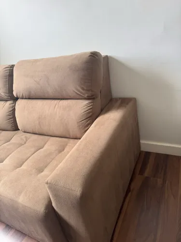 Vendo Sofá 3 lugares - Bem Espaçoso e Confortável