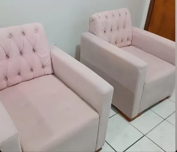 Vendo Poltronas Rosas Novas