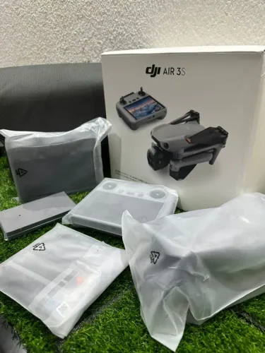 Dji Air 3s Combo Fly More RC2 com tela completo zero