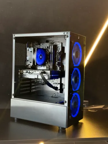 PC Gamer i5 10400F + RX580 + 16GB RAM