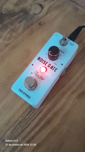PEDAL ROWIN NOISE GATE "TROCO ".
