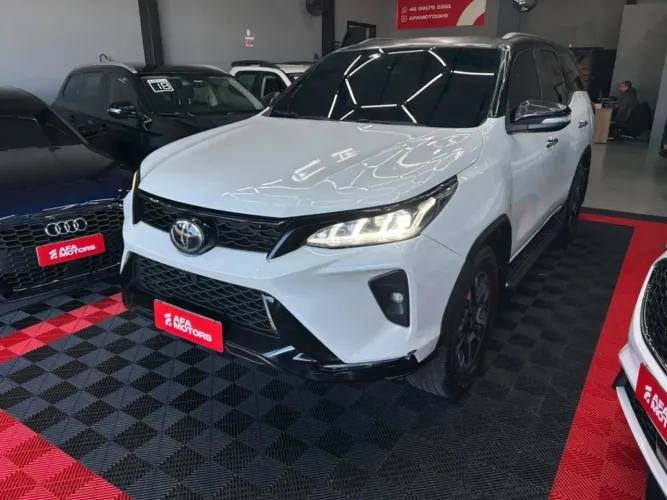 Toyota Hilux SW4 4X4 2.8 Diesel 2020