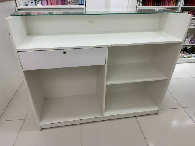 Vendo Balcão MDF Usado