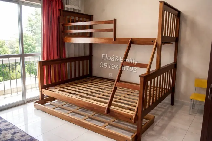 VENDO TRELICHE COM CAMA DE CASAL