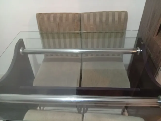 Mesa tampo em vidro