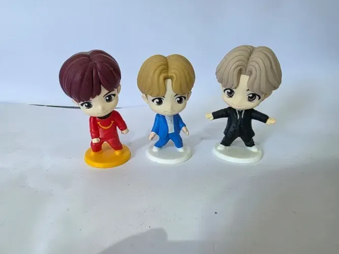 Bonecos BTS coleção Mc Donald's 2026