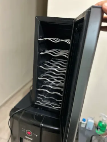Adega climatizada Electrolux 12 garrafas 