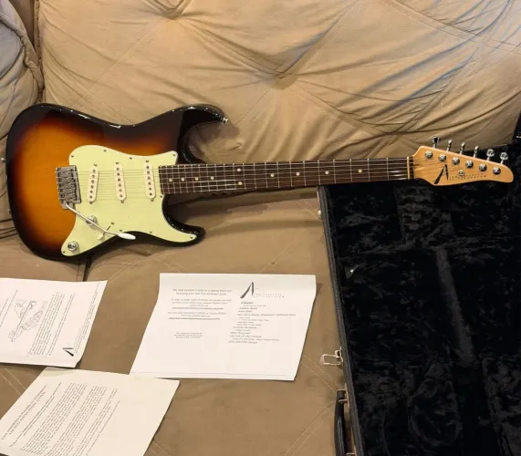 Guitarra Tom Anderson Classic 2006 Impecável
