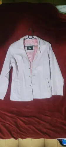 Jaqueta de couro feminina tam p