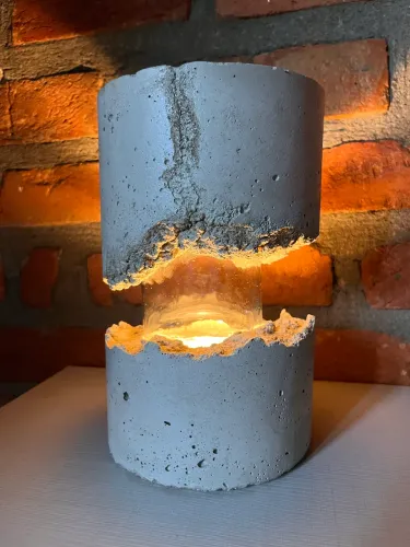 Luminária de cimento