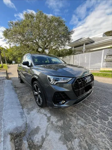 Audi Q3 Perf. Black 2.0 TFSI Tiptr. Quattro 2024