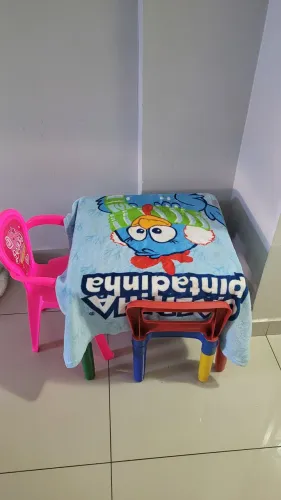 MESA INFANTIL 2 CADEIRAS