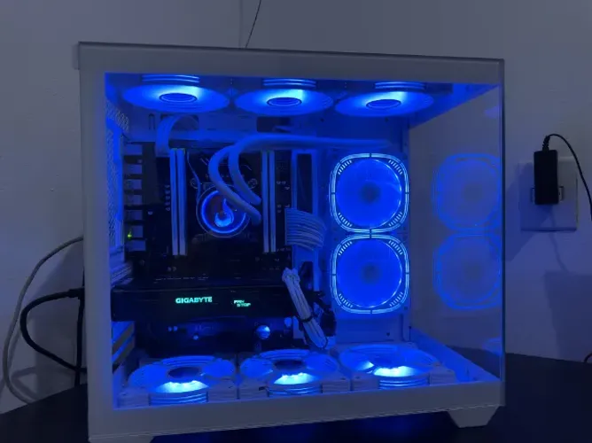 PC Xeon E5-2697 V3 14 Núcleos 28 threads Unlock | GTX 1050 | 32GB RAM | SSD NVMe XPG 256gb