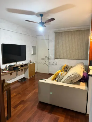 Oportunidade - Apartamento Padrão - Condomínio Rui Barbosa - Vila Rossi - 2 Dormitórios -
