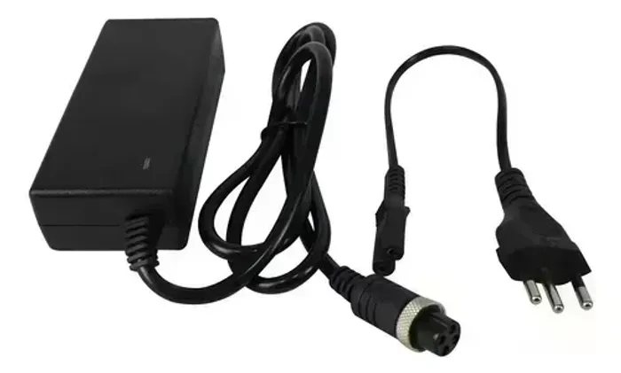 Fonte Para Mesa De Som 15v +48v 4 Pinos P/ Arcano Soundvoice