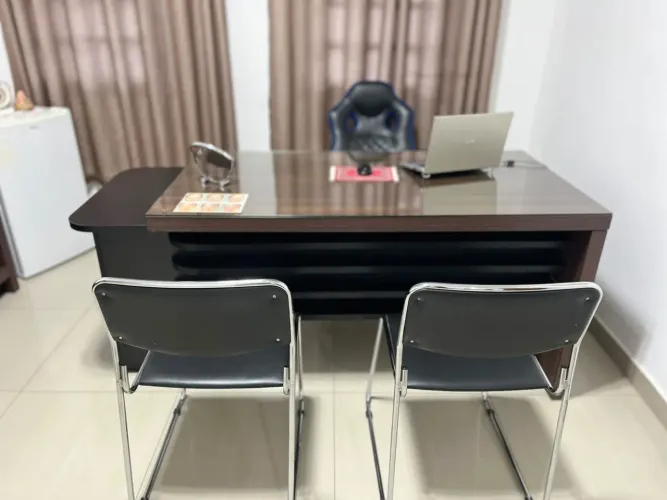 JOGO DE MESA ESCRITÓRIO + BALCÃO + CADEIRAS