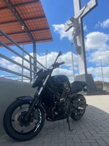 Vendo XJ6N Yamaha impecável