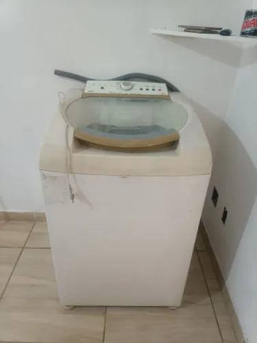 Máquina de lavar Brastemp 11kg estragada