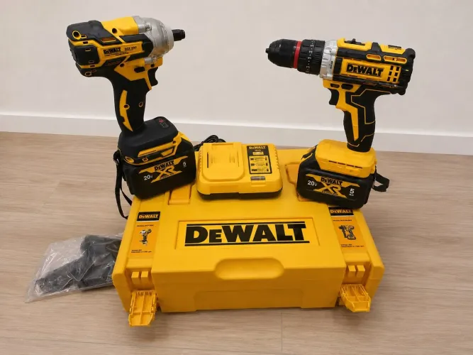 Kit Parafusadeira+Chave de Impacto <br>Kit DeWalt XR 20V<br>Parafusadeira + Chave de Impacto