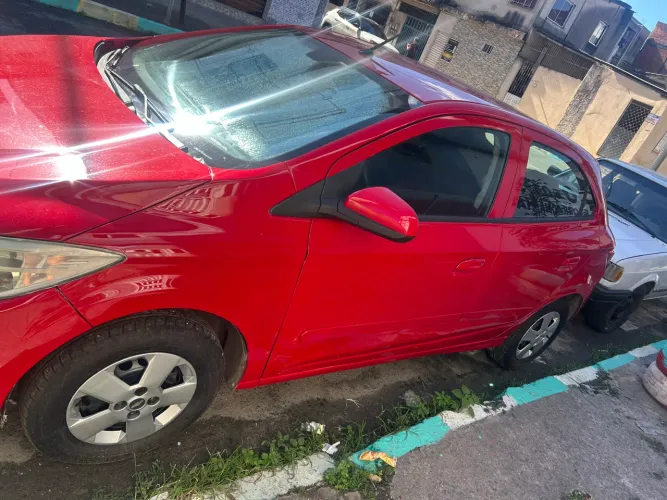 Chevrolet Onix Hatch LT 1.0 8V Flex Power Mec. 4P 2014