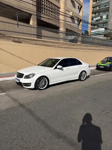 Mercedes-Benz C-200 CGI Avantgarde 1.8 16V 184cv Aut. 2014
