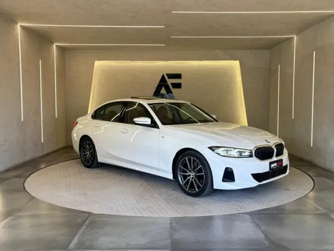 BMW 320I A 2.0 Turbo/activeflex 16V 184cv 4P 2023