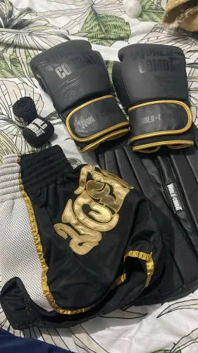 Kit World combat