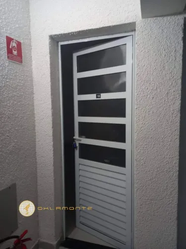 Apartamento com 2 Quarto(s) e 1 banheiro(s) para Alugar, 50 m² por R$ 1560 / Mês