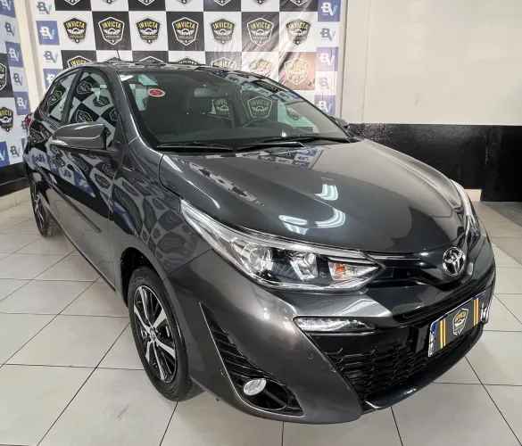 Toyota Yaris XLS Connect 1.5 Flex 16V 5P AUT 2021