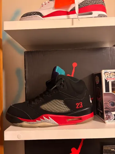 Tênis Air Jordan 5 