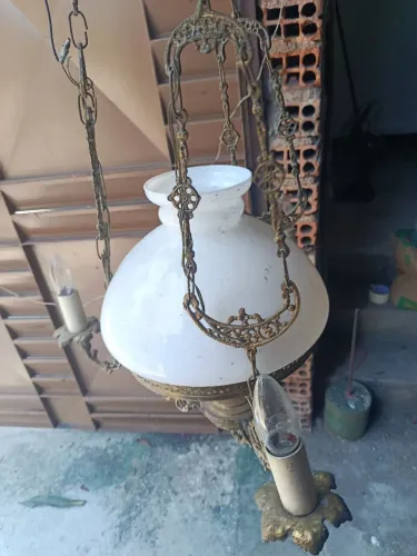 Lustre