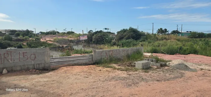 CASA NA PRAIA COMEÇA AQUI ? LOTE COM VISTA PARA O MAR EM PONTA DA FRUTA, PARCELO, TROCO