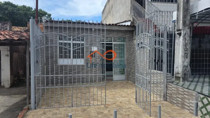 Casa à Venda no Bairro Industrial - Próx. ao Parque da Cidade - Aracaju/SE