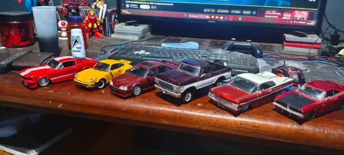 Lote de miniaturas (não vendo separado PREÇO NEGOCIÁVEL!)