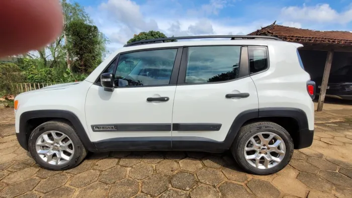 Jeep Renegade Sport 1.8 4X2 Flex 16V Mec. 2018