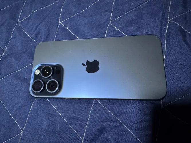 iPhone 15 pro Max 512