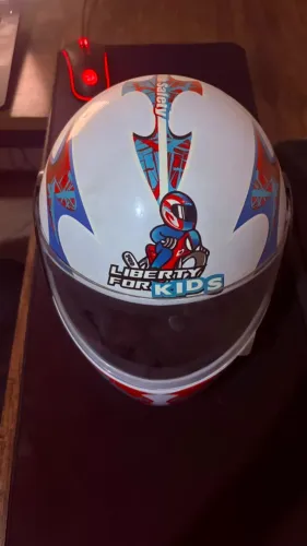 capacete infantil