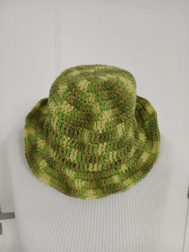 Bucket em crochê feito à mão 