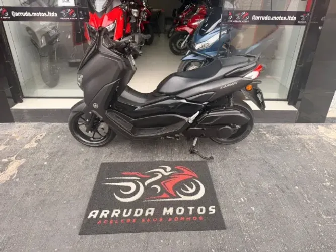 Yamaha N-max 2024