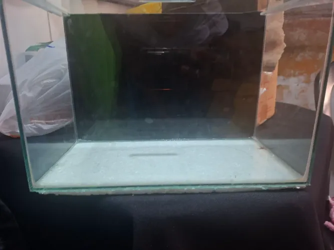 Vende-se aquário