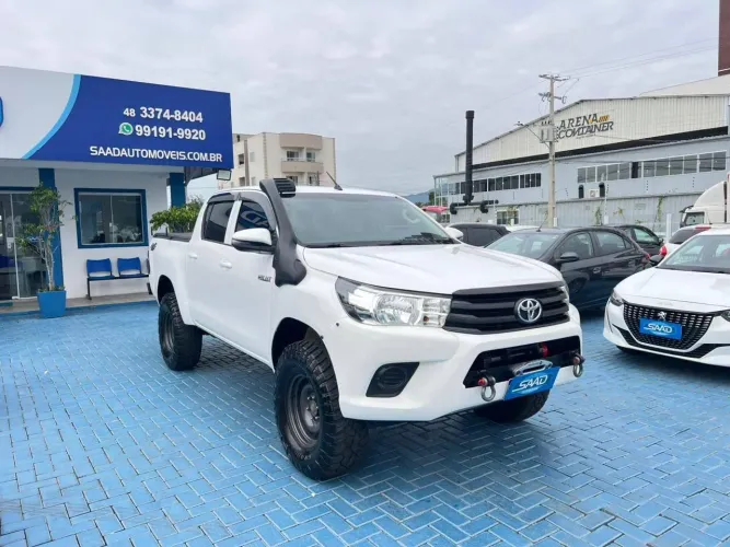Toyota Hilux CD 4X4 2.8 Diesel Mec. 2018