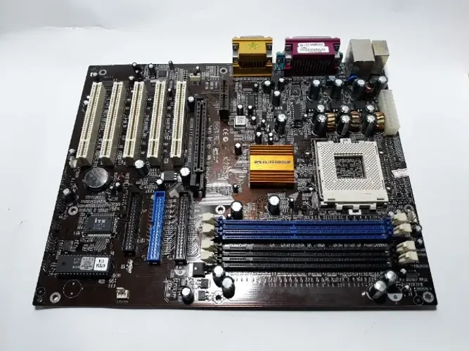 Placa Mãe Usada ecs K7S5A pAMD socket 462