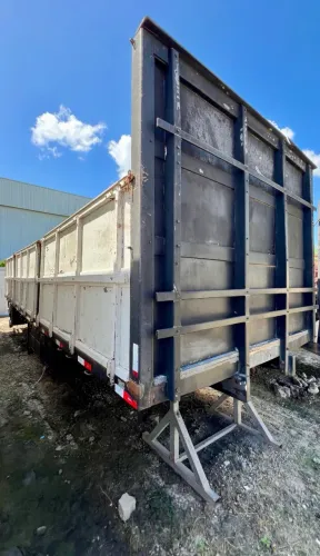 Carroceria Graneleira truck 8,50 metros
