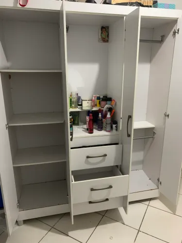 Guarda roupa usado