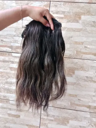 Cabelo Iluminado Tom Fechado 